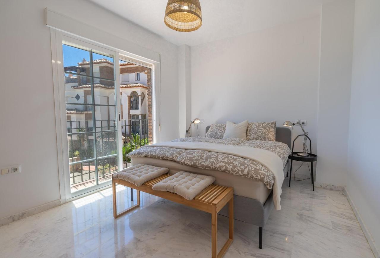 Ferienwohnung Blue Marine Gardens I With Pool La Herradura  Exterior foto